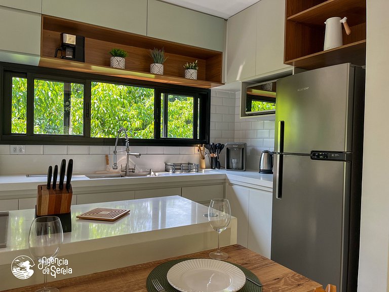 Casa em cond. perto da Praia da Feiticeira – Ilhabela