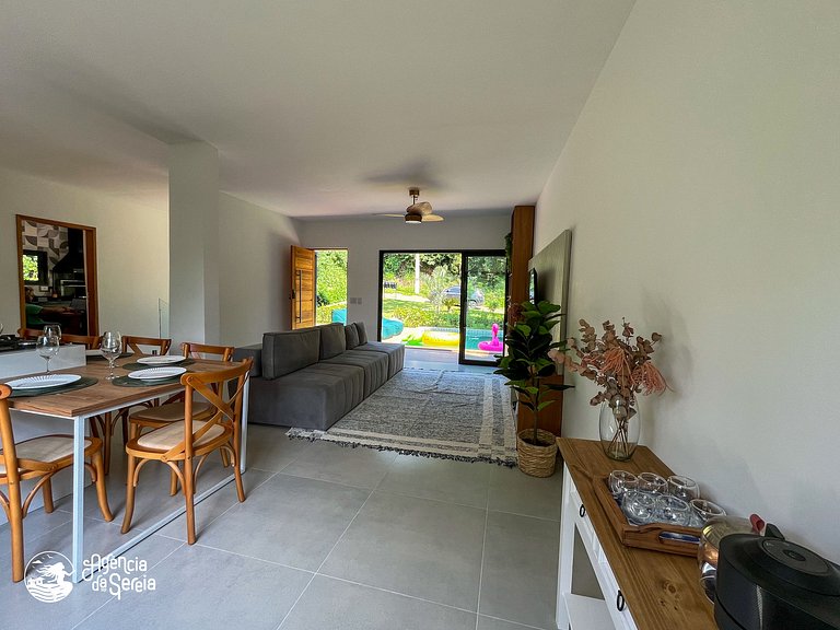 Casa em cond. perto da Praia da Feiticeira – Ilhabela