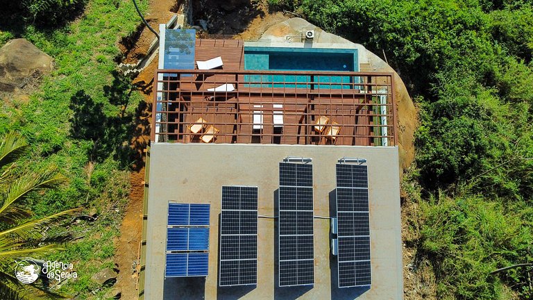 Casa com vista-mar e temporada baleias em Ilhabela