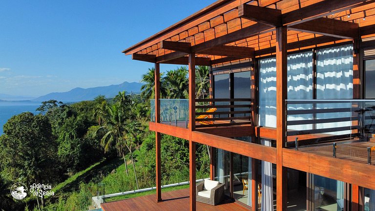 Casa com vista-mar e temporada baleias em Ilhabela