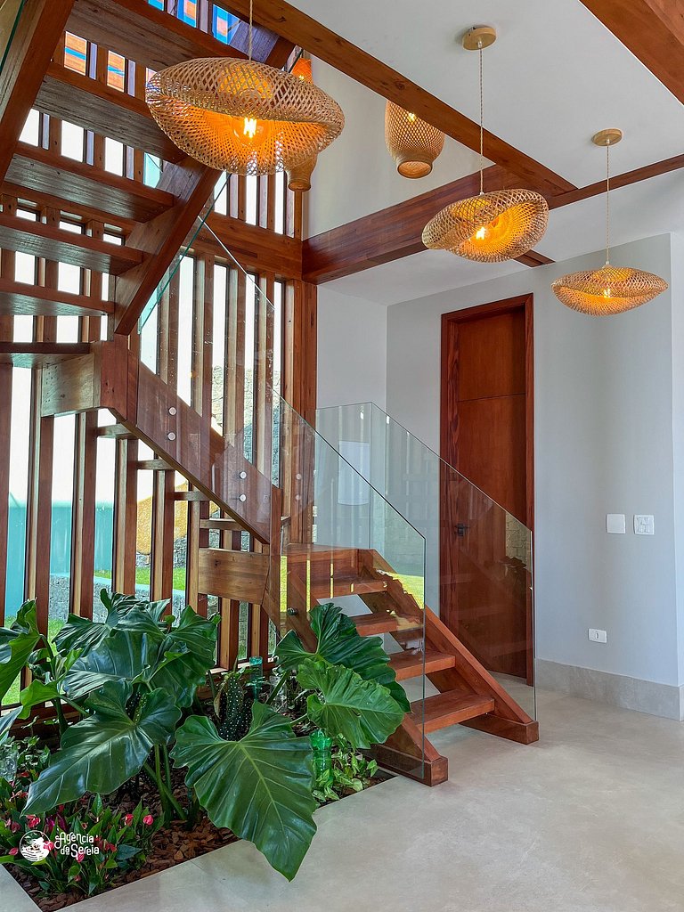 Casa com vista-mar e temporada baleias em Ilhabela