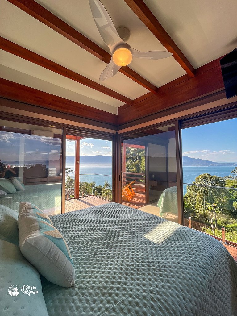 Casa com vista-mar e temporada baleias em Ilhabela