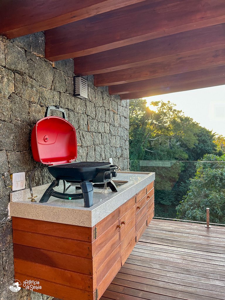 Casa com vista-mar e temporada baleias em Ilhabela