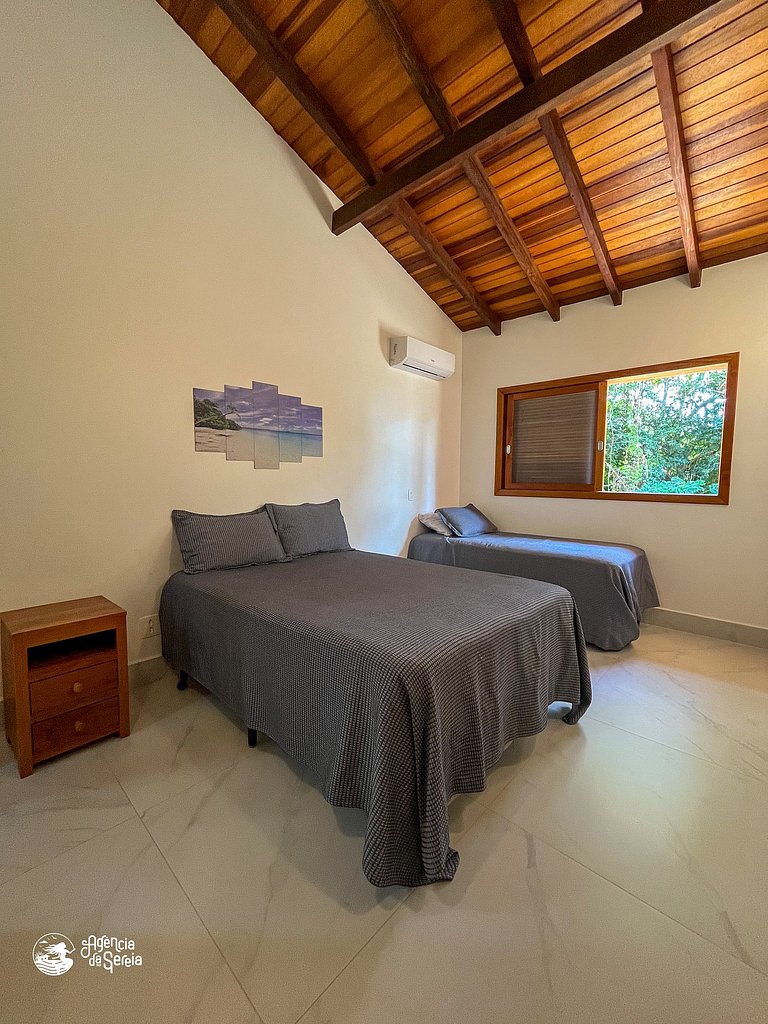 Linda casa perto da praia das Conchas em lhabela