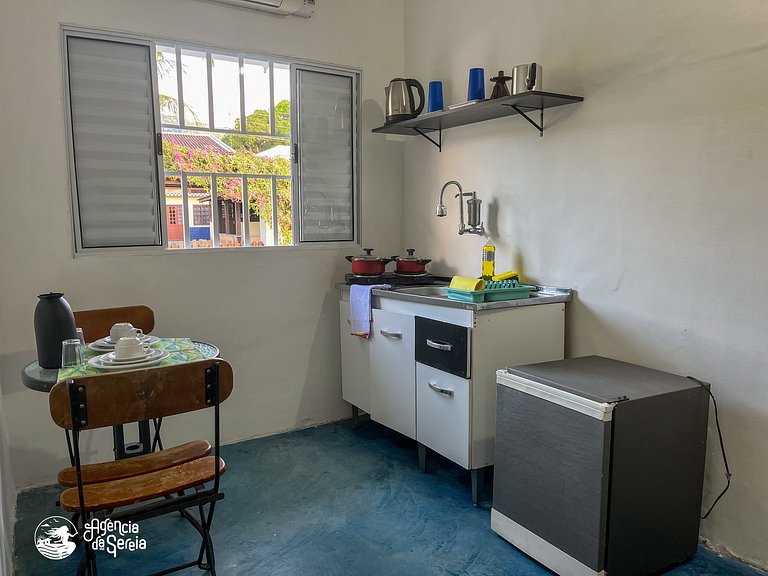 Lindo studio a poucos metros da praia do Perequê