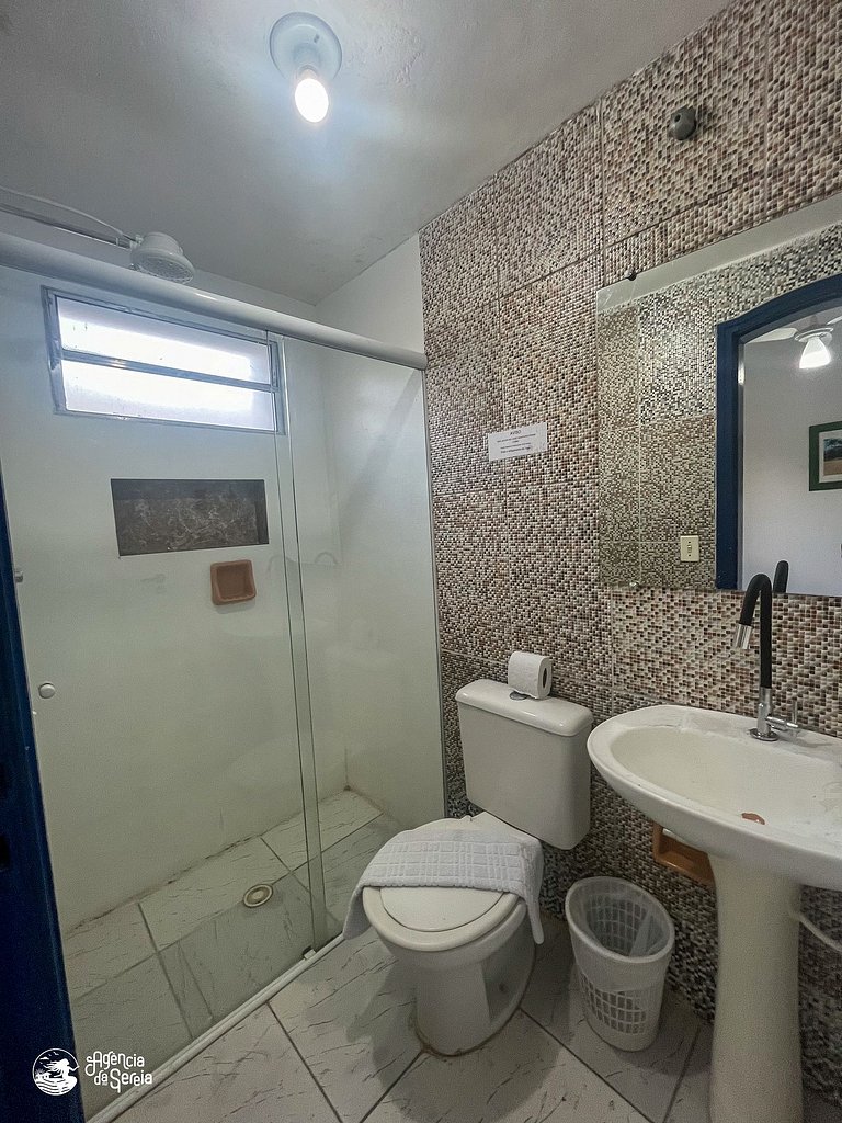 Studio c piscina compartilhada, a 300m da praia