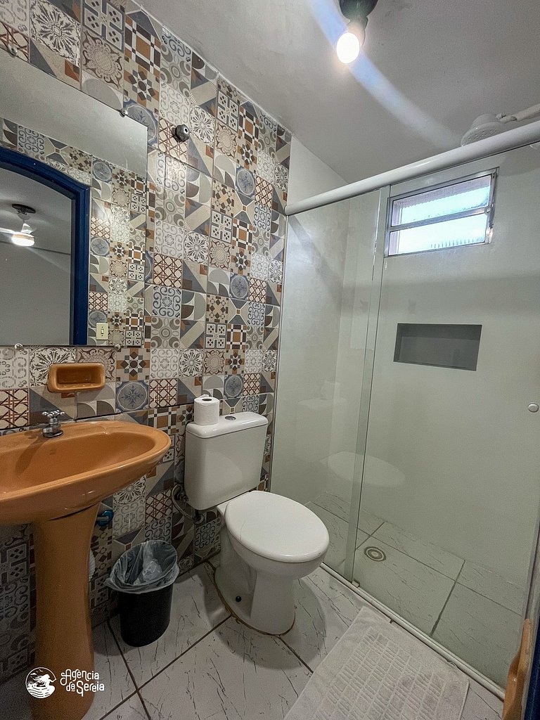 Studio 4 pessoas com piscina, a 300m praia Perequê