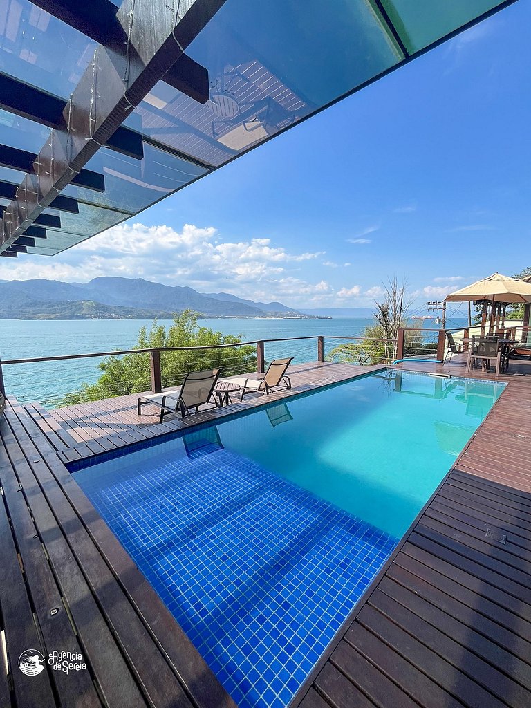 Linda casa c/ vista mar à 1km da Ilha das Cabras