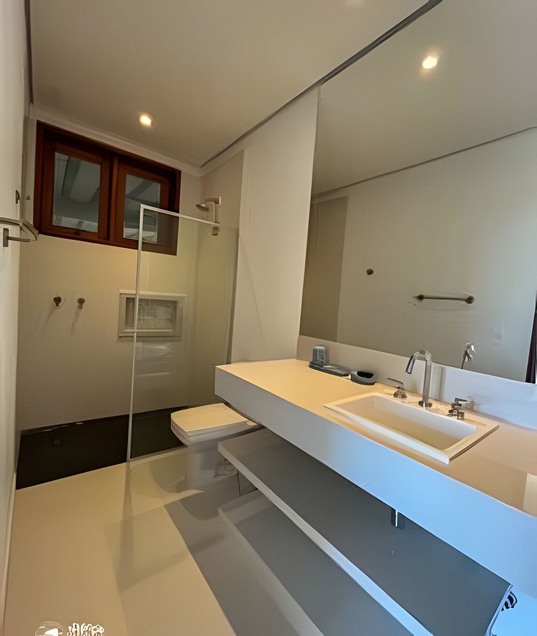 Casa exclusiva c/ piscina e vista mar – Ilhabela