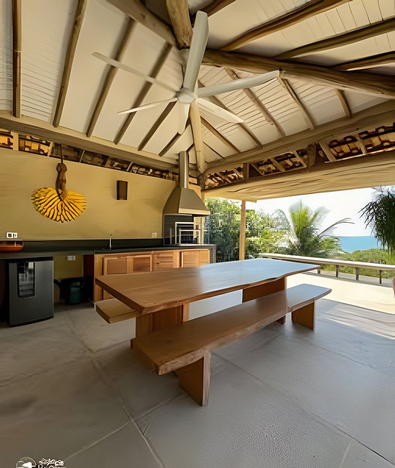 Casa exclusiva c/ piscina e vista mar – Ilhabela