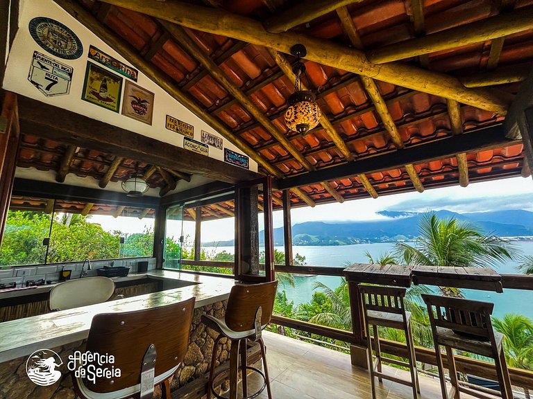 Casa em condomínio com vista para Ilha das Cabras