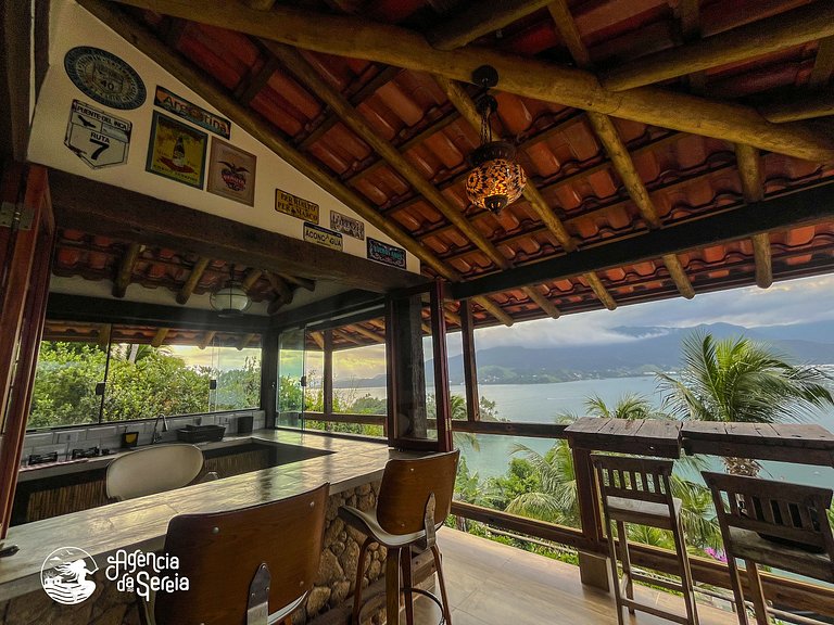 Casa em condomínio com vista para Ilha das Cabras