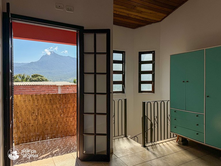 Chalé com Vista Pico do Baepi