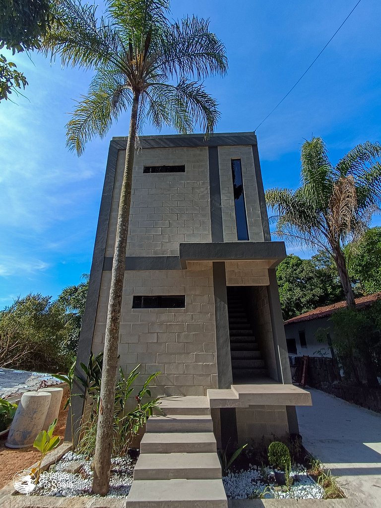 Loft 5 pessoas, perto da praia Curral e cachoeira