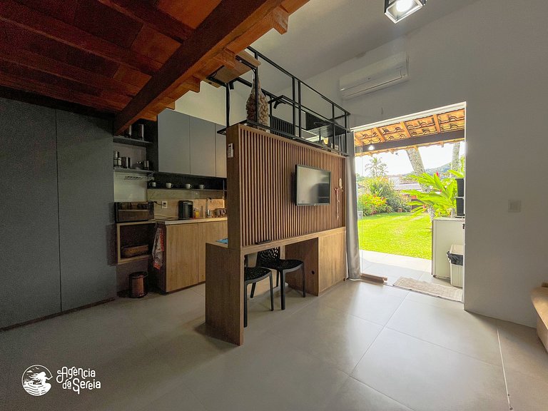 Lindo loft a 300m da praia do Perequê em Ilhabela
