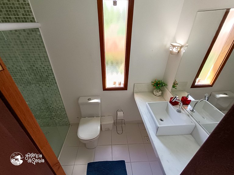 Casa espaçosa| Piscina, churrasqueira, perto praia