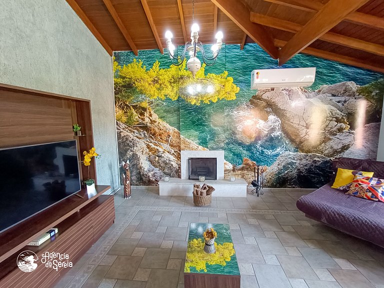 Casa espaçosa| Piscina, churrasqueira, perto praia