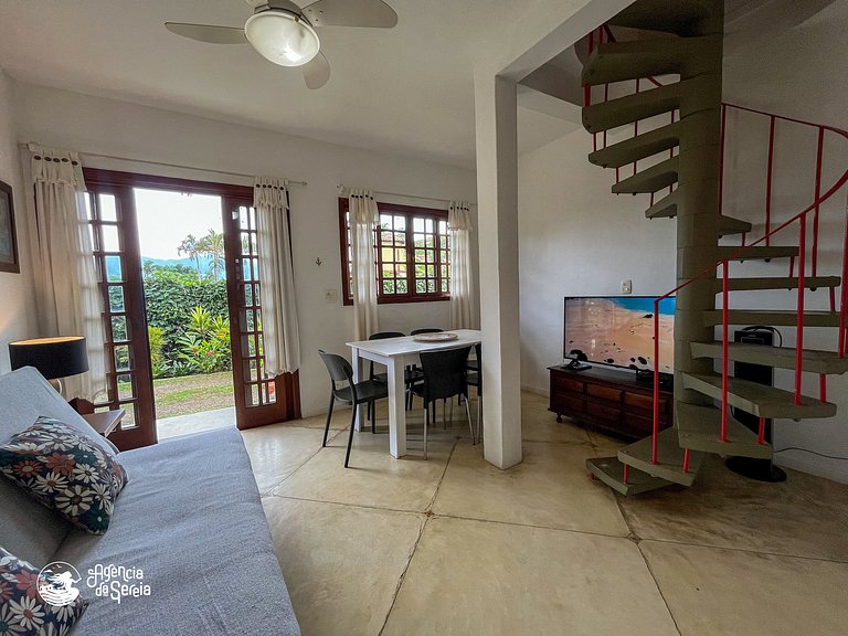 Linda casa em cond. à 300m da praia Engenho d'Água
