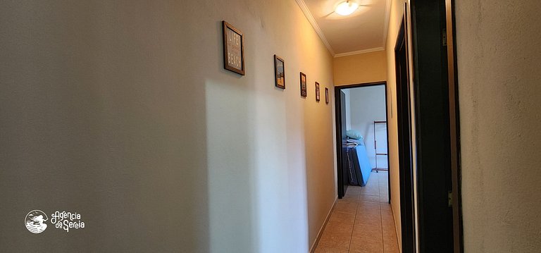 Aconchegante casa c/ jardim a 400m da praia