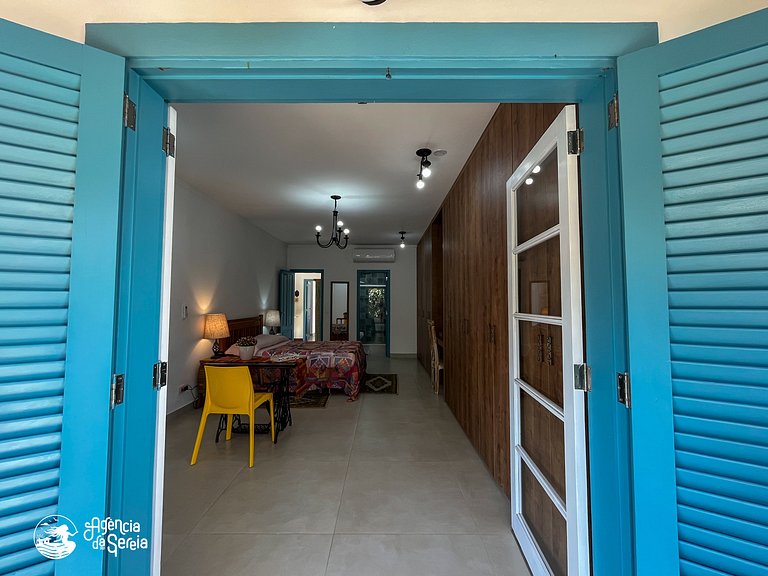 Linda casa com piscina a 150m da praia Perequê