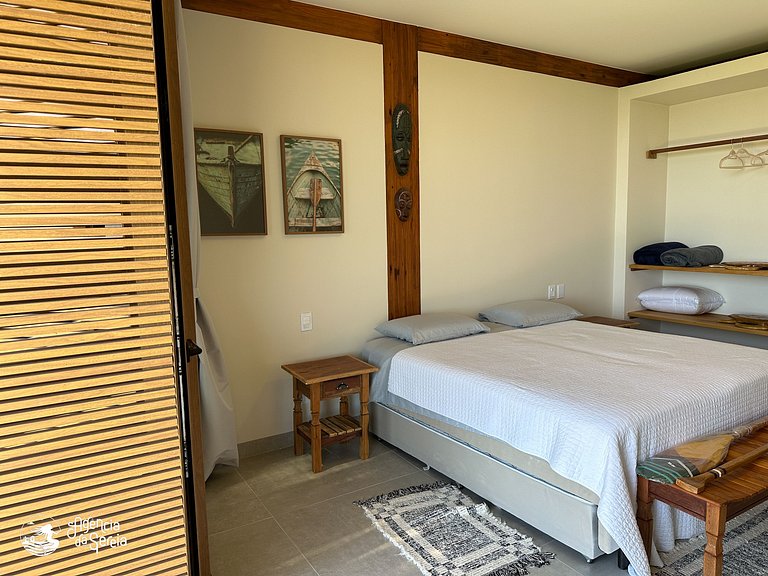 Casa com vista e piscina infinita, 450m do mar