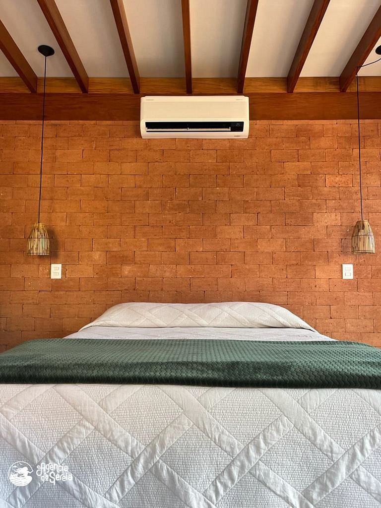 Casa c/ hidro em Ilhabela a poucos metros da praia