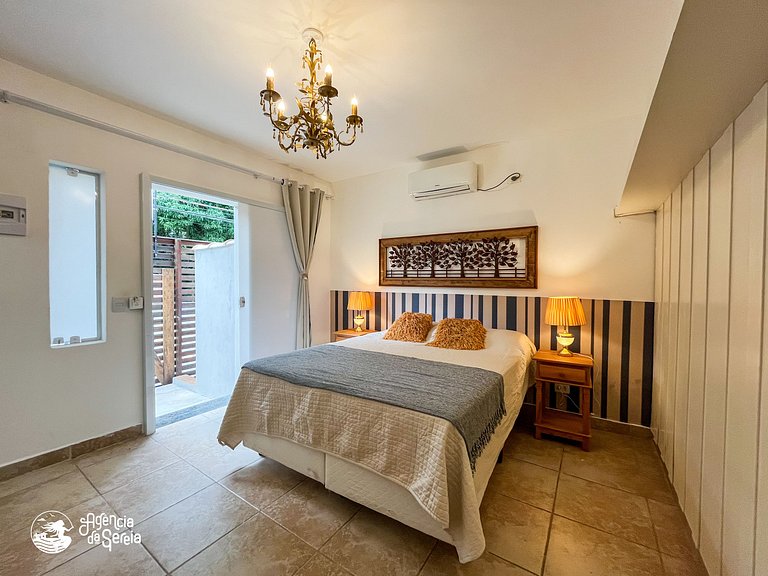 Suíte casal a poucos passos do mar, Praia Curral