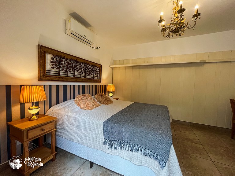 Suíte casal a poucos passos do mar, Praia Curral