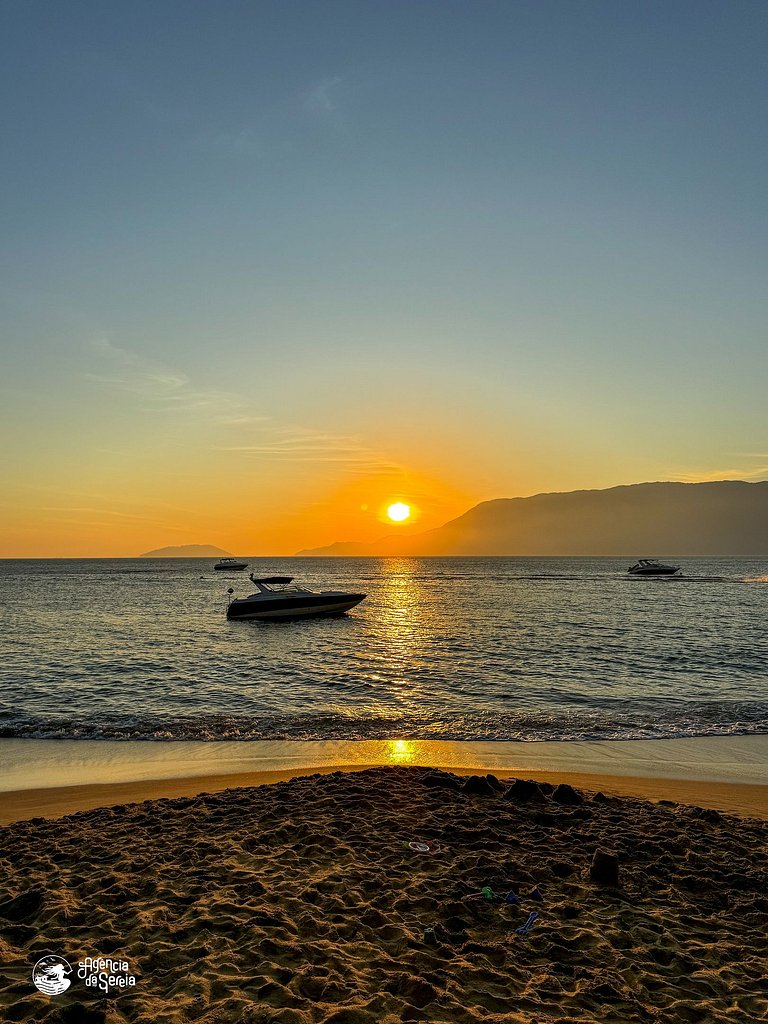 Suíte casal a poucos passos do mar, Praia Curral