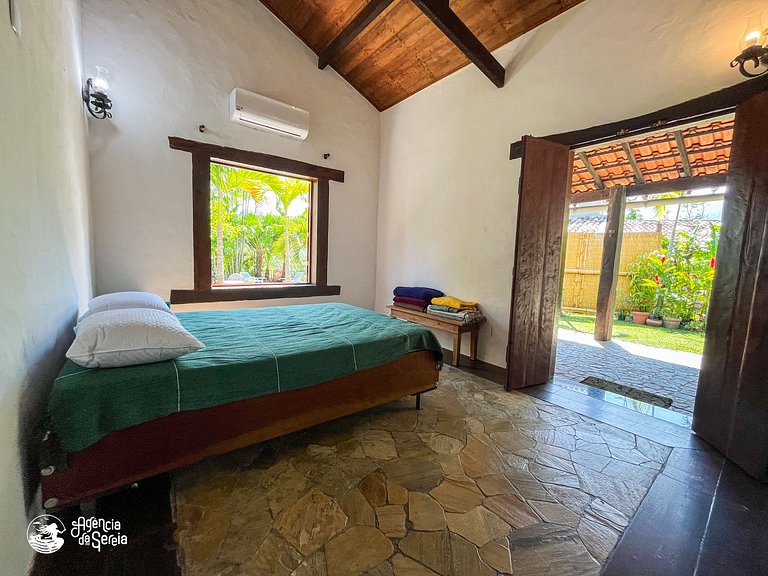 Casa aconchegante c piscina, churrasq e área verde