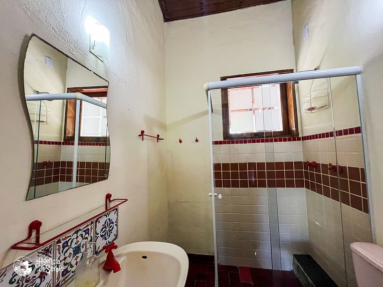 Casa espaçosa c Piscina e Churrasqueira privativas
