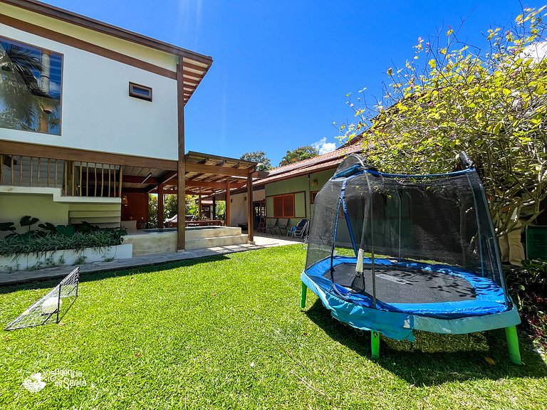 Ano Novo: Casa c/ piscina a 150m praia Itaguaçu