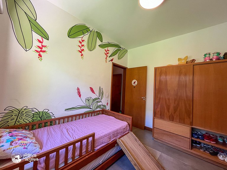 Ano Novo: Casa c/ piscina a 150m praia Itaguaçu