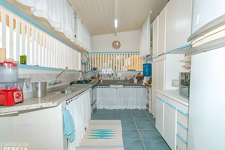 Linda casa com vista incrível no norte da ilha