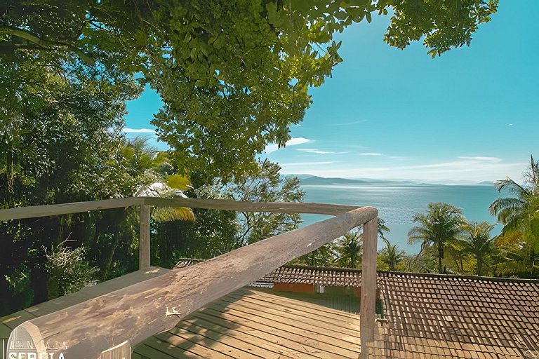 Linda casa com vista incrível no norte da ilha