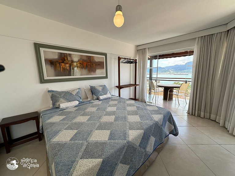 Studio aconchegante com vista e perto do mar