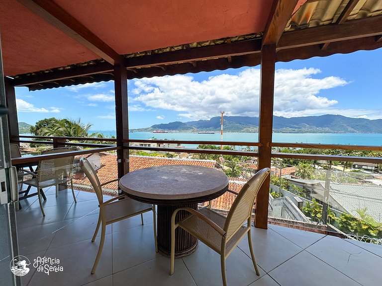 Studio aconchegante com vista e perto do mar