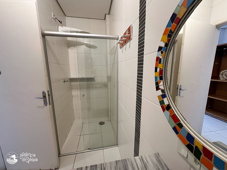 Apartamento vista mar com piscina no condomínio