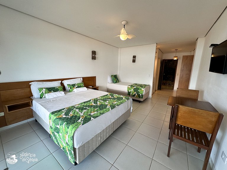 Apartamento vista mar com piscina no condomínio