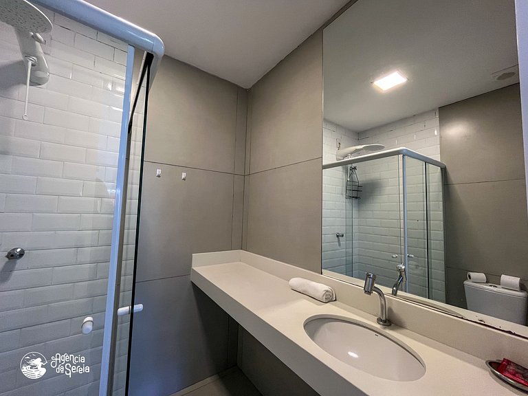 Studio a 500m da praia com piscina no condomínio