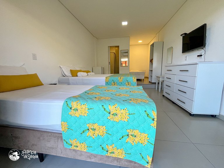 Studio a 500m da praia com piscina no condomínio