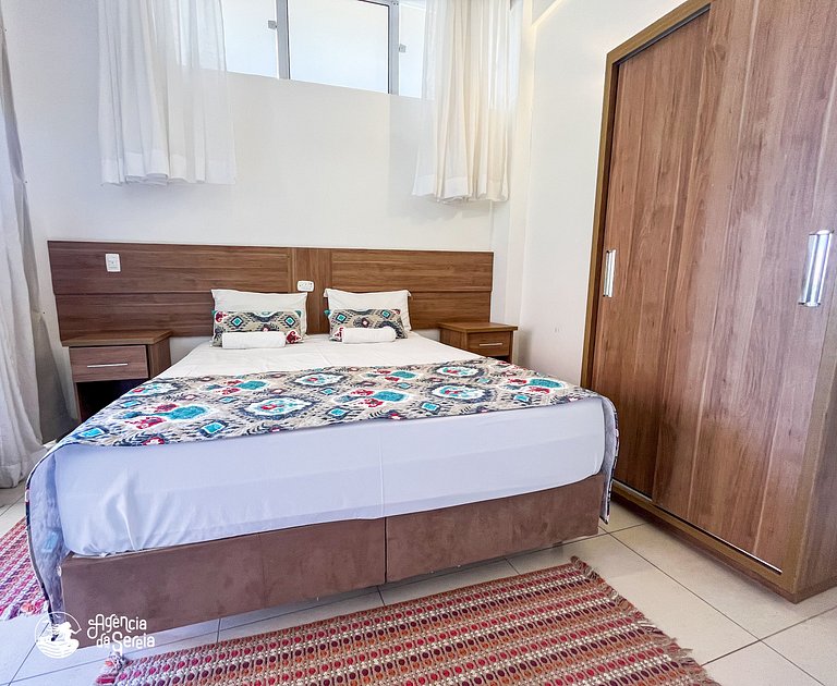 Studio casal c/ piscina no condomínio, 500m praia