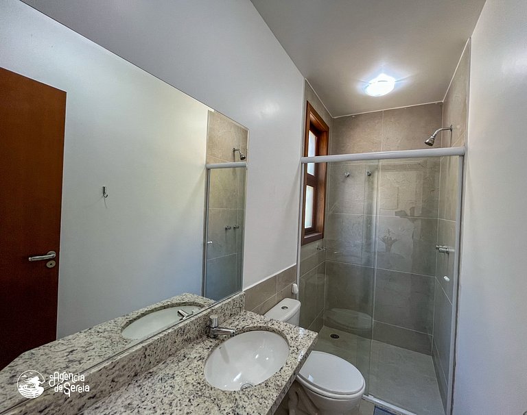 Casa completa c/ piscina no condomínio, 10 pessoas