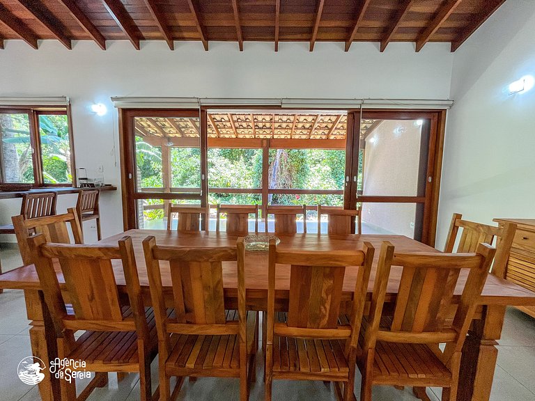 Casa completa c/ piscina no condomínio, 10 pessoas