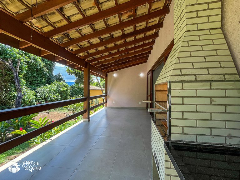 Casa completa c/ piscina no condomínio, 10 pessoas