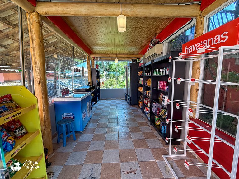 Suíte p/ 4 pessoas com vista e cozinha, 500m praia