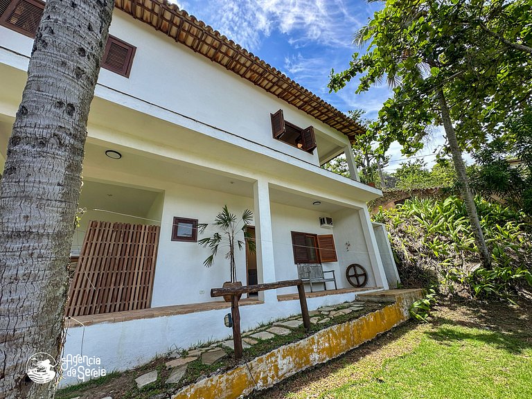 Suíte vista-mar a 400 metros da praia, em Ilhabela
