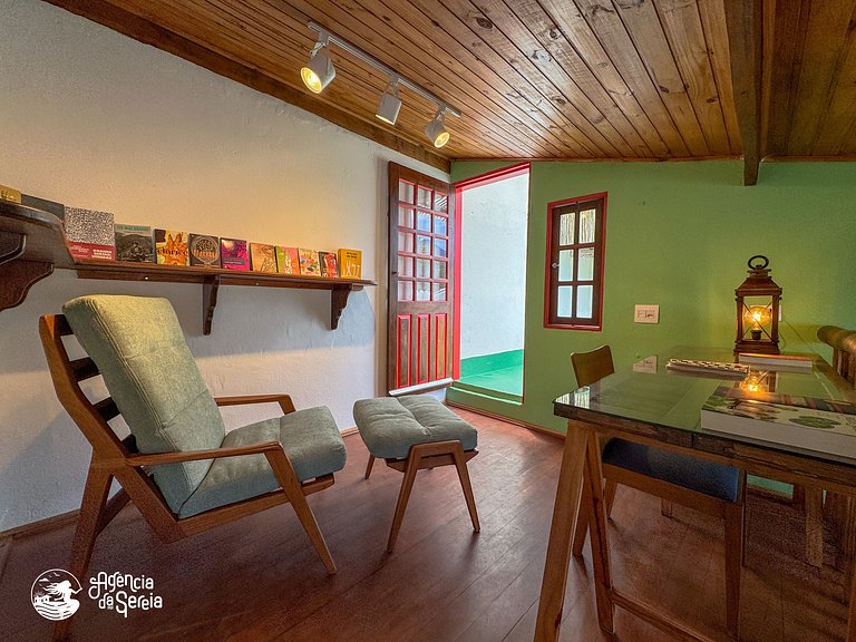 Chalé literário, no coração do Perequê em Ilhabela