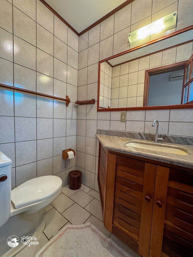 Casa c/ piscina em cond. pé na areia na Feiticeira