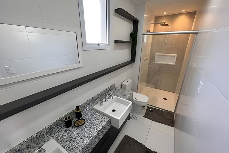 Le Premier: lindo duplex perto do centro Capivari